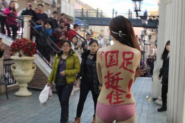 灯火阑珊处,杭州女孩的夜生活秘籍大公开 灯火阑珊处,杭州女孩的夜生活秘籍大公开